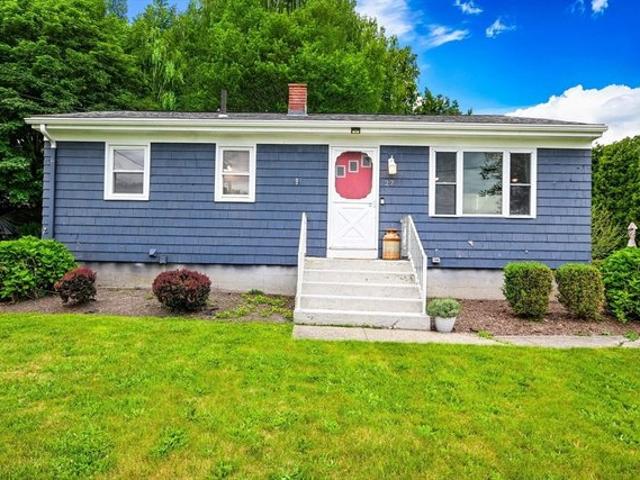 House for sale in Portsmouth, Rhode Island