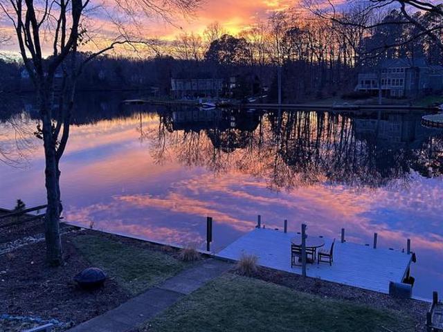 House for sale in Lake Monticello, Palmyra