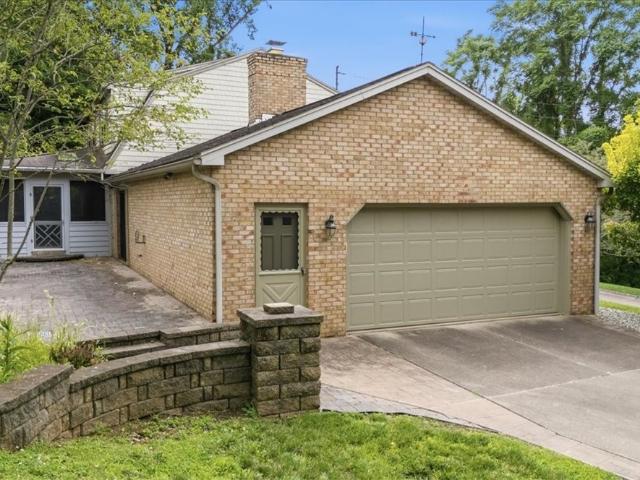 House for sale in Vienna, West Virginia
