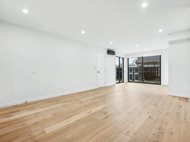 Townhouse for rent in Camerons Creek, Victoria