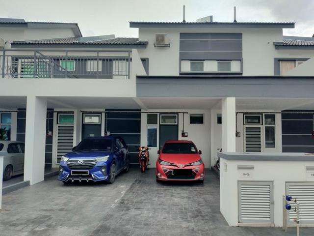 Townhouse for sale in Tanjong Sepat, Selangor