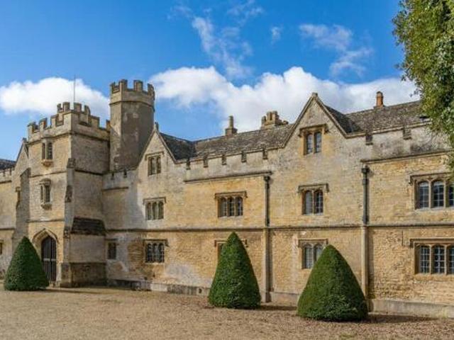 House for sale in The Slade, Oxfordshire