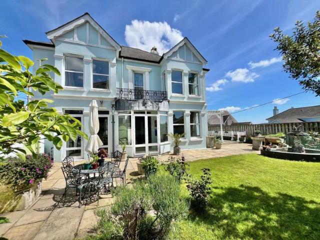 Property for rent in Saltash, Cornwall