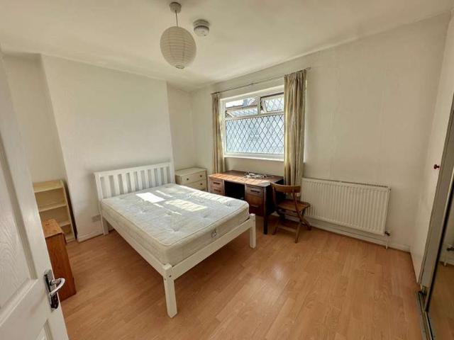 Cottage for rent in Queen's Park, Brighton & Hove