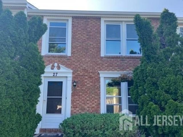 Townhouse for sale in Dayton, New Jersey
