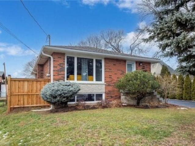 Property for sale in Ancaster, Ontario