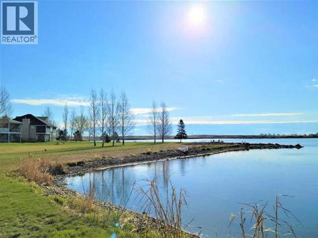 Condo for sale in Lake Newell Resort, Alberta