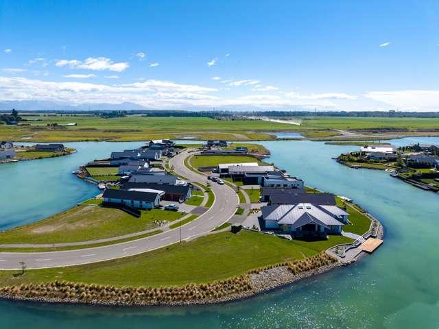 Land for sale in Canterbury