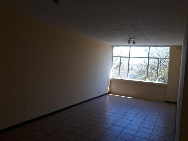 Apartment for rent in Allen Grove, Kempton Park