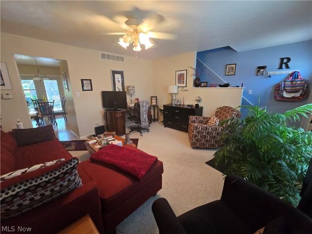 Condo for sale in Parkersburg, West Virginia