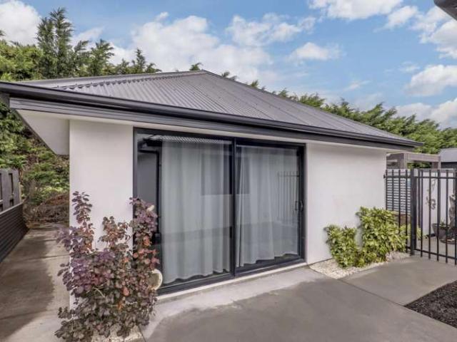 House for sale in Lincoln, Canterbury