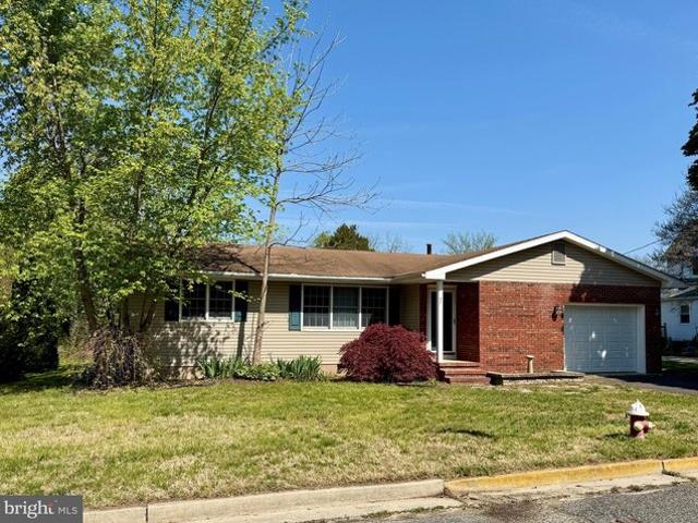 House for sale in Elmer, New Jersey