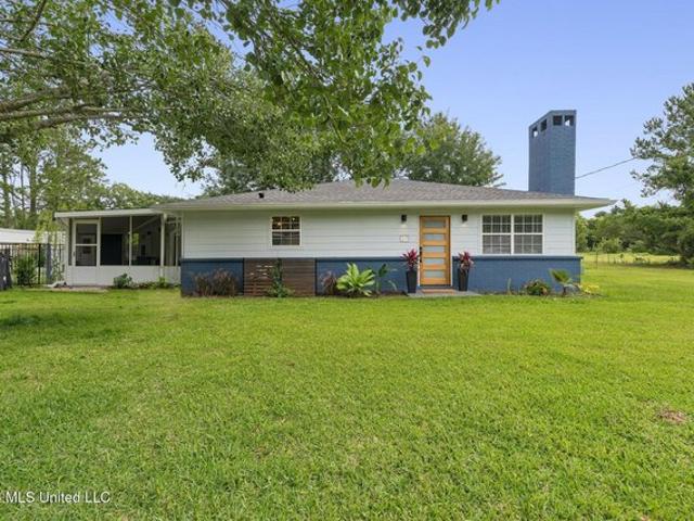 House for sale in Bay Saint Louis, Mississippi