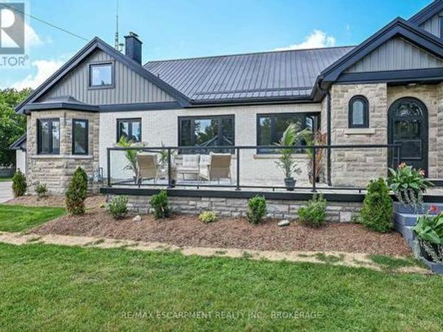 House for sale in Delhi, Ontario