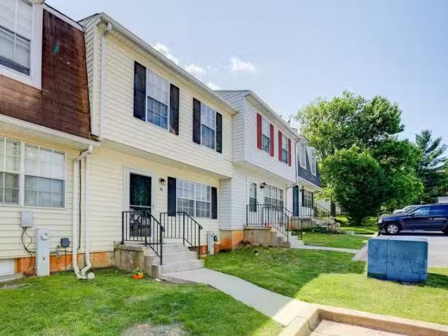 Condo for rent in Windsor Mill