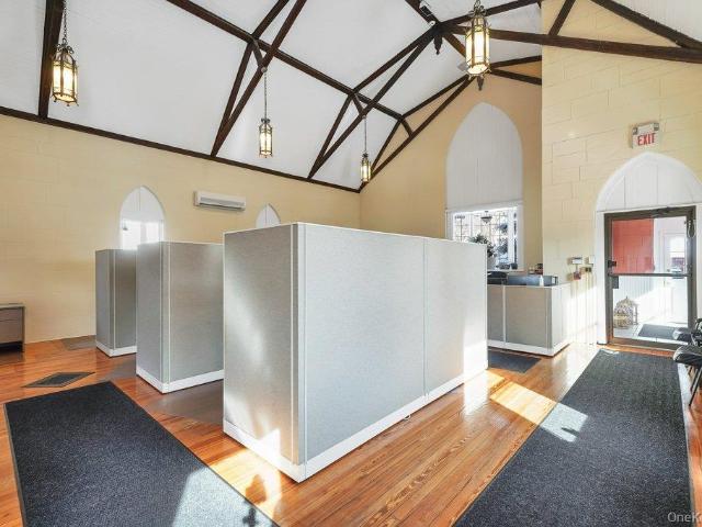 Property for rent in Valhalla, New York