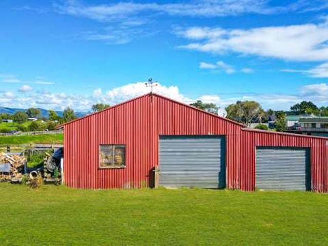 Property for sale in Waiuku
