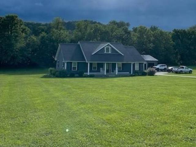 House for sale in Burkesville, Kentucky