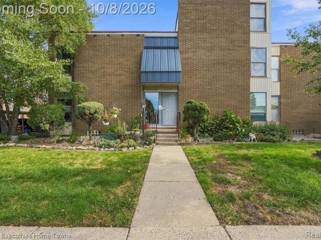 Condo for sale in Mount Clemens, Macomb County
