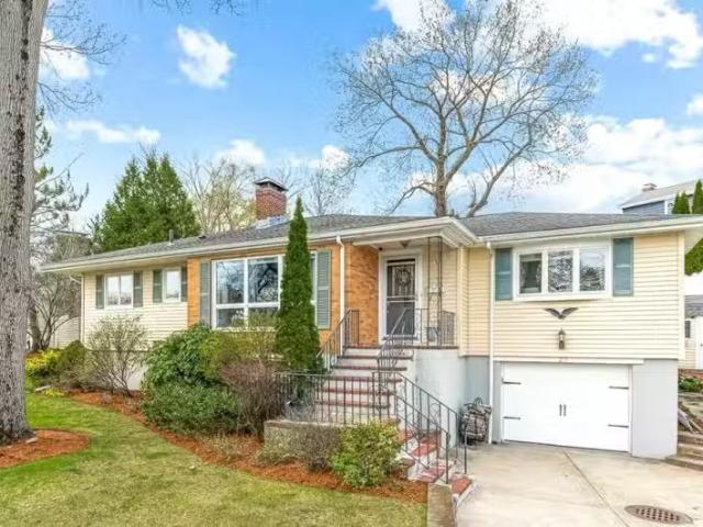 House for sale in Medford