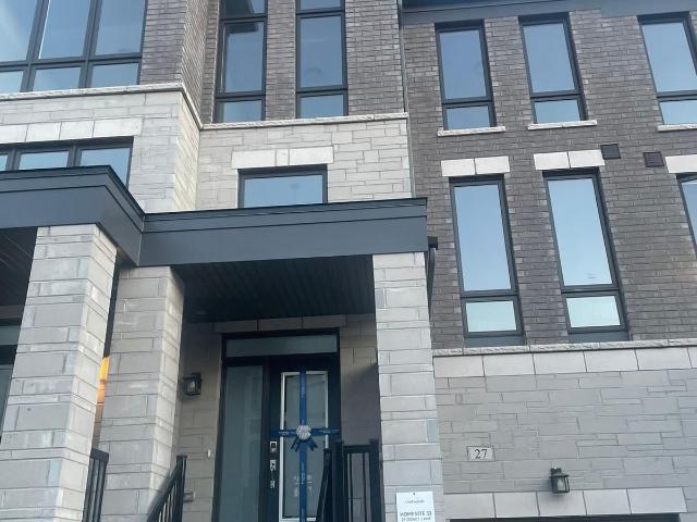 Townhouse for rent in Woburn, Ontario