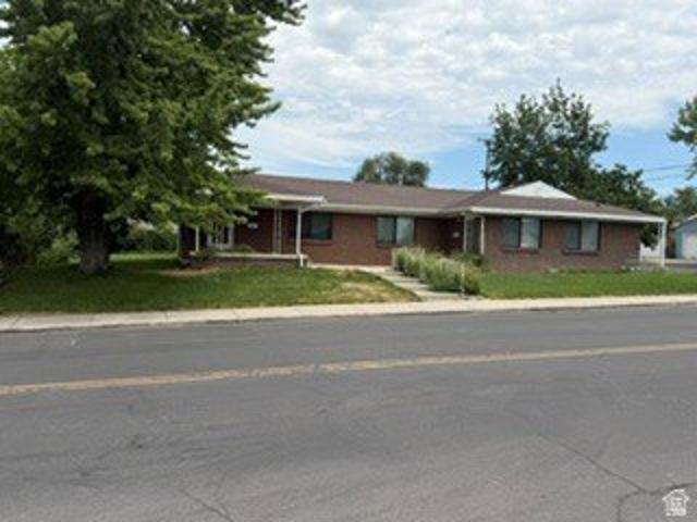House for sale in Sandy, Utah