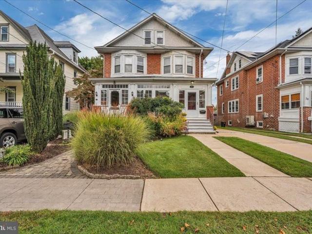 Townhouse for sale in Collingswood, Camden County