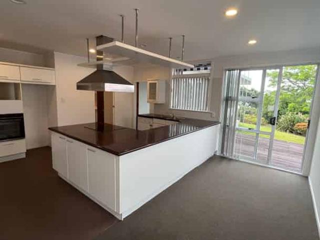 House for rent in Awhitu, Oroua County