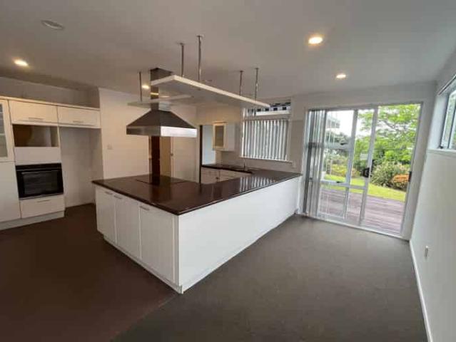 House for rent in Awhitu, Oroua County