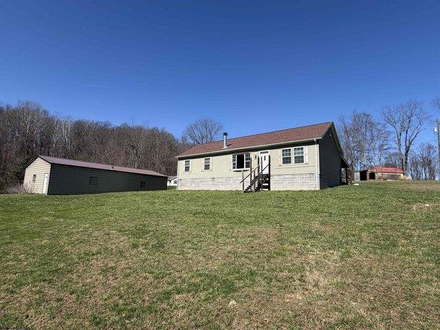 House for sale in Rivesville, West Virginia
