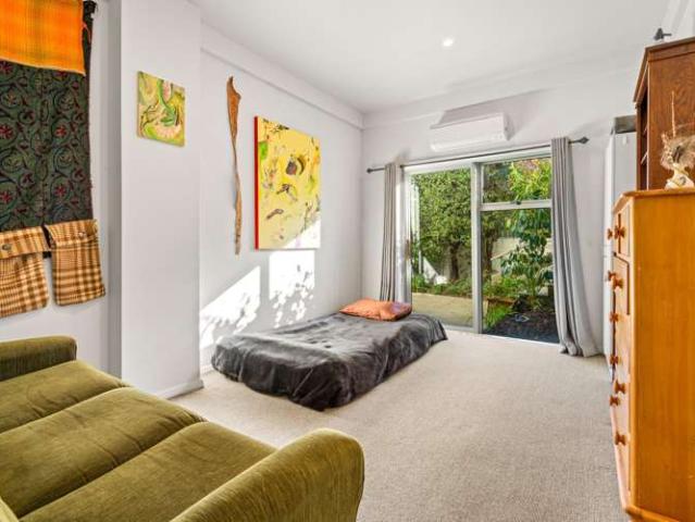 House for sale in Otakou