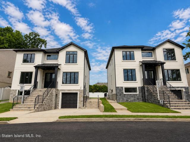 House for sale in Staten Island, New York