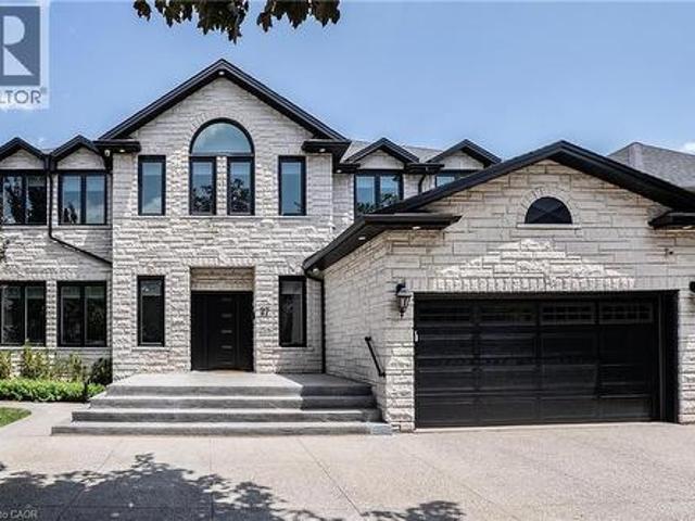 House for sale in Ancaster, Ontario