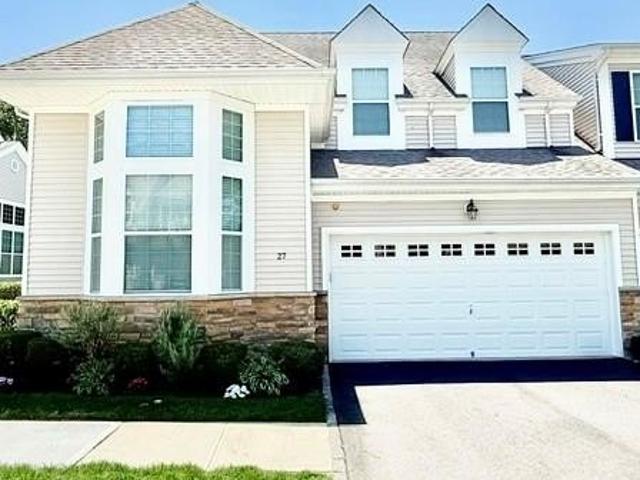 Condo for sale in Centereach, New York