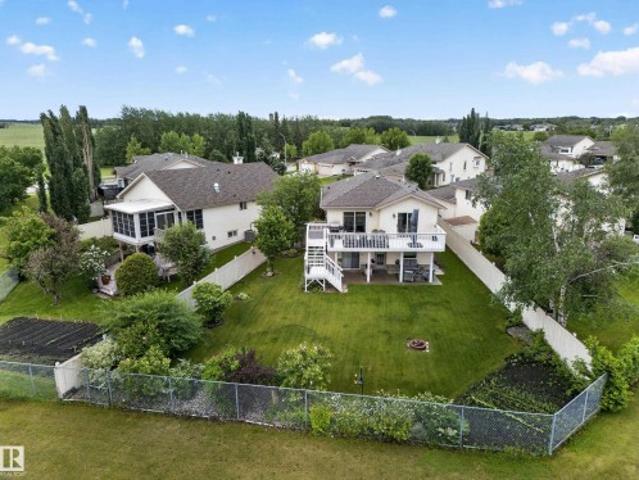 Condo for sale in Stony Plain, Alberta