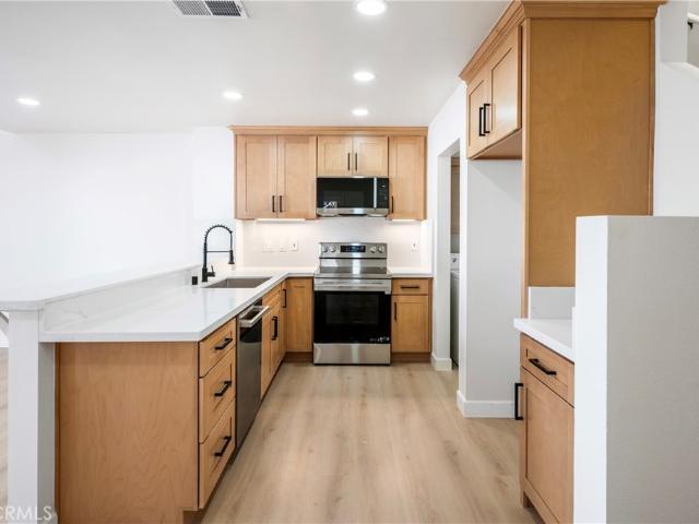 Property for rent in Woodbridge, Irvine