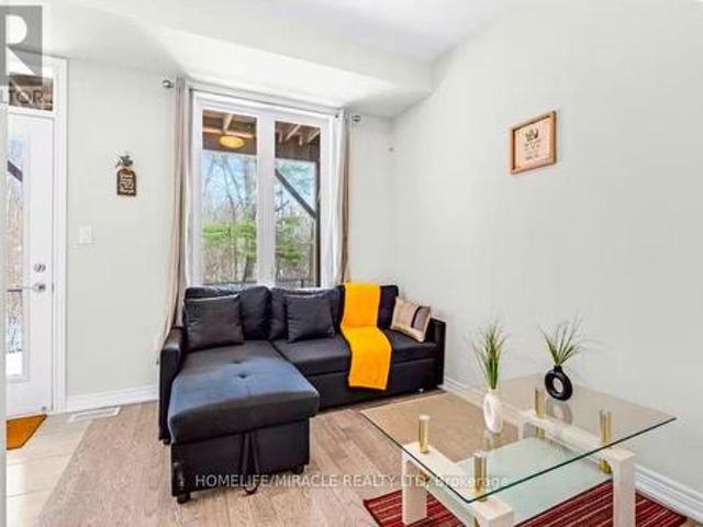 House for rent in Georgina, Ontario