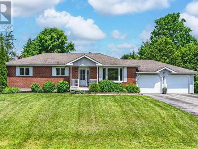 House for sale in Springwater