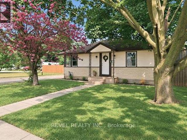 House for sale in Brant, Ontario