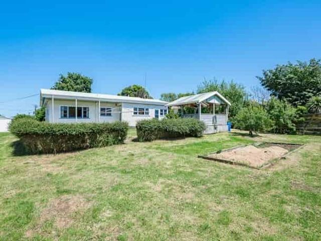House for rent in Paraparaumu, Wellington
