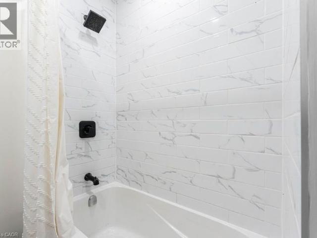 Apartment for rent in Ancaster, Ontario