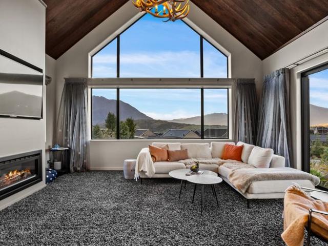 House for rent in Otakou