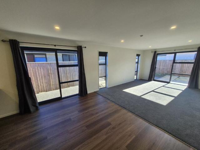 House for rent in Chaslands, Canterbury