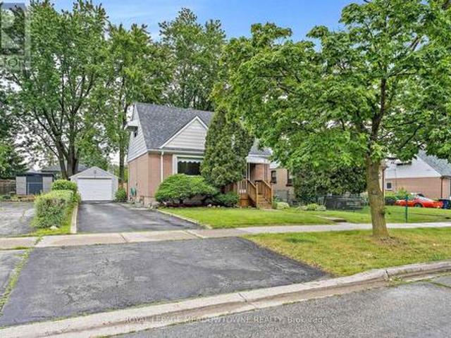House for sale in Woburn, Ontario
