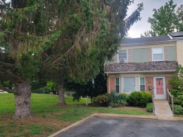 Townhouse for sale in Delaware