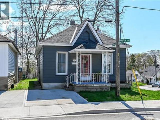 House for sale in Brantford, Southwestern Ontario