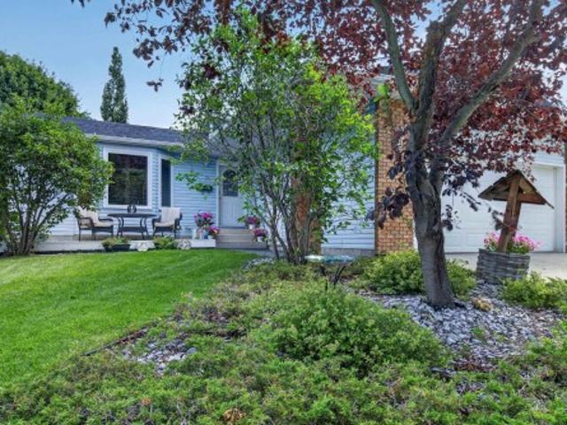 House for sale in Sherwood Park, Alberta