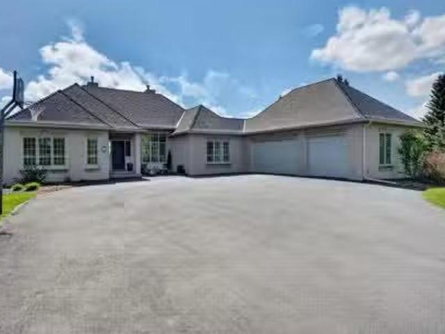House for sale in Alberta