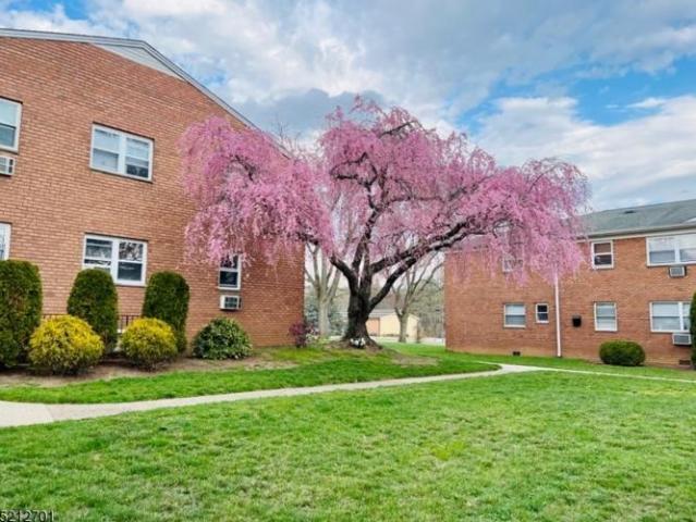 Condo for sale in Passaic, New Jersey