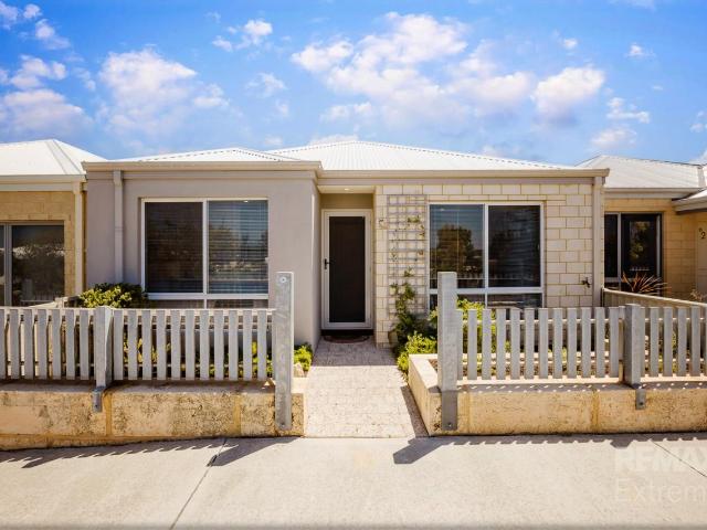 House for sale in Alkimos, Western Australia